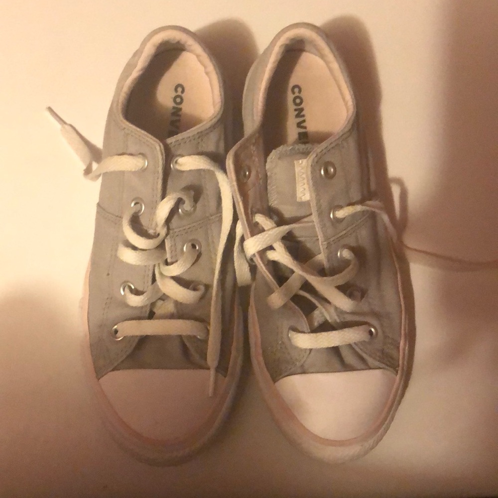 Converse size 3